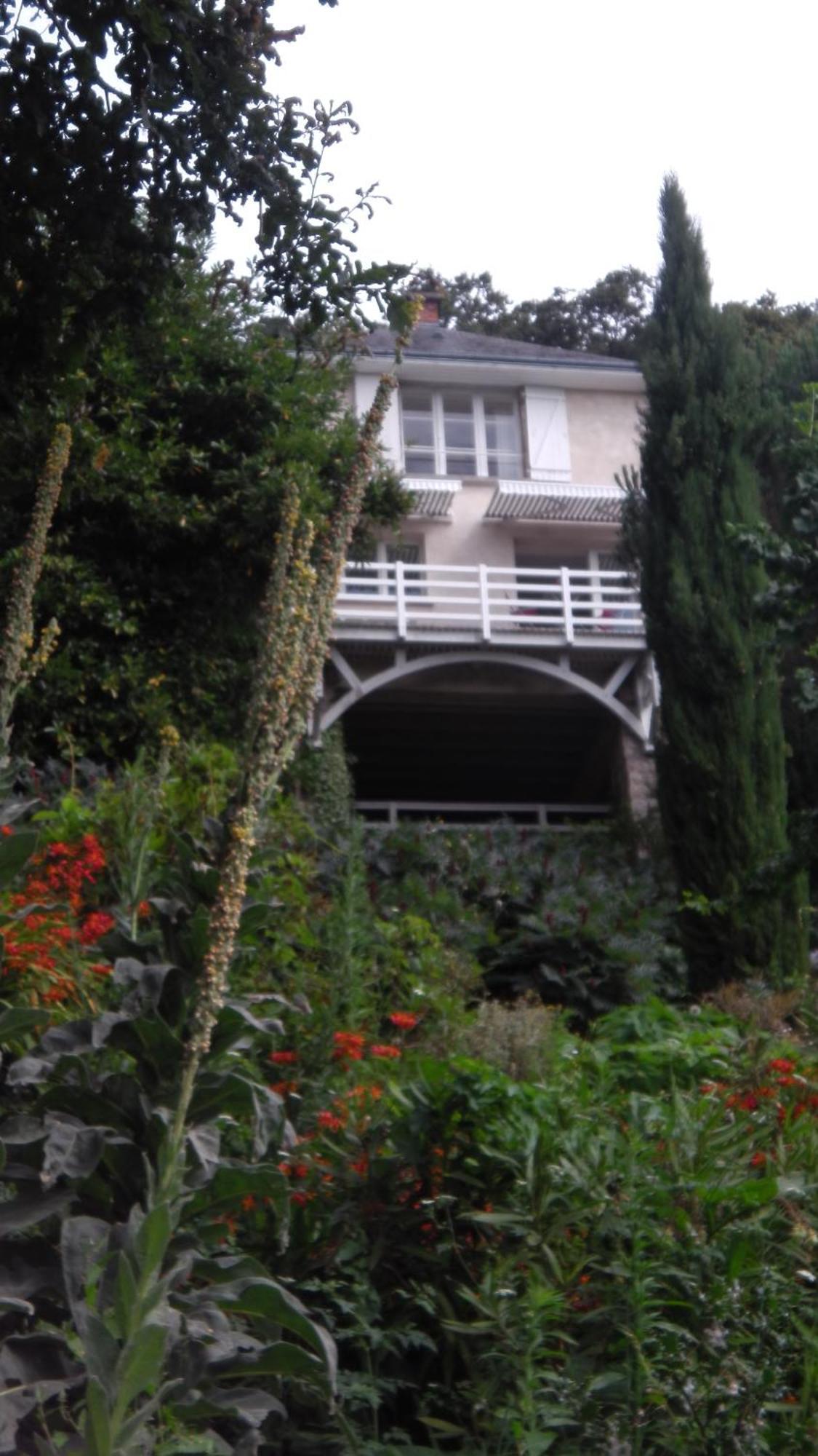 Gite La Bertichere 3 Etoiles Saint Jean le Thomas Bagian luar foto